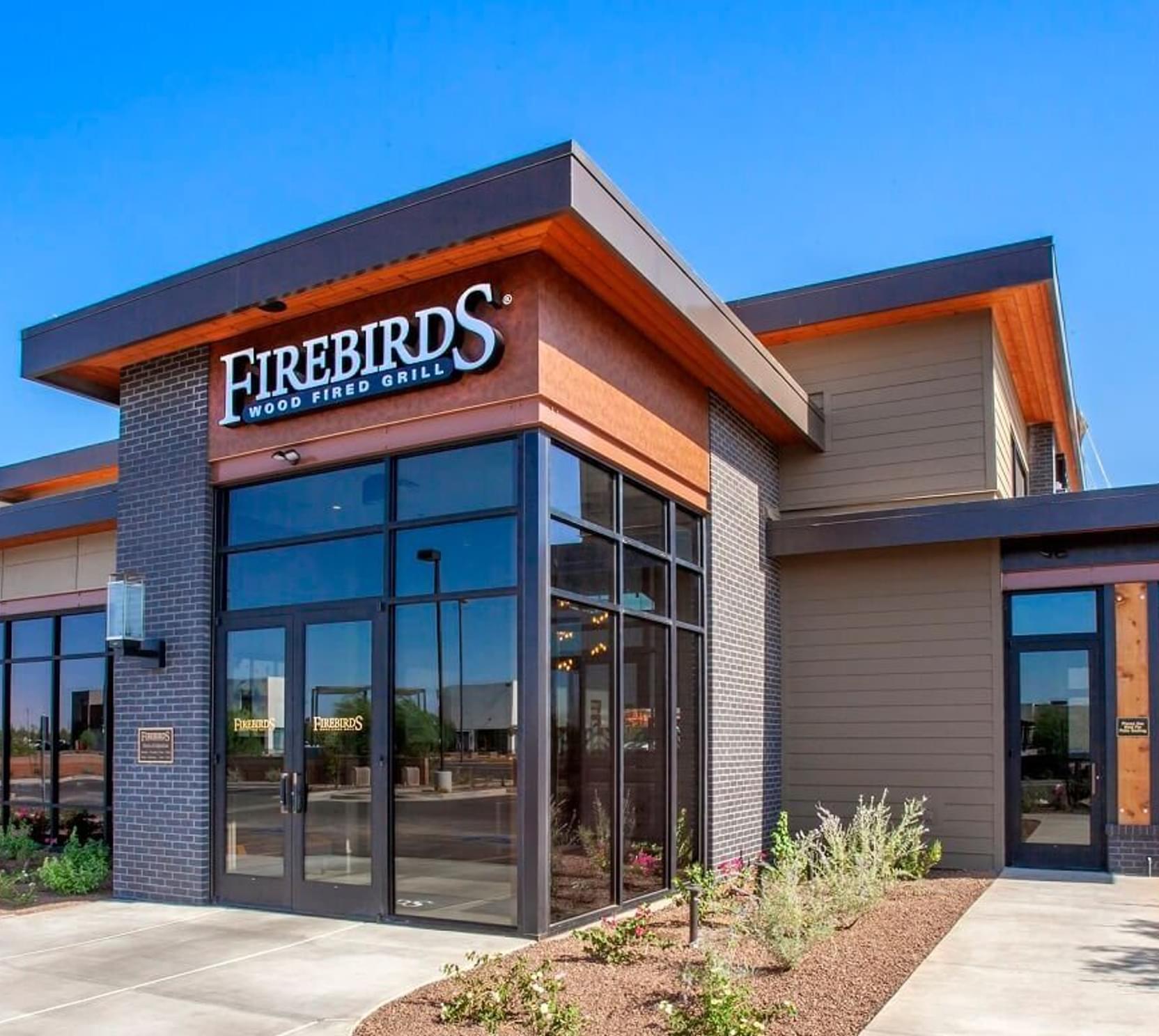 The exterior of Firebirds Wood Fired Grill Gilbertlocation.